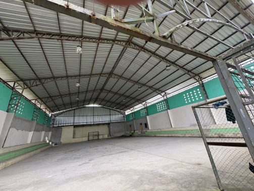 Se mejora la iluminación de los espacios deportivos del cantón San Lorenzo